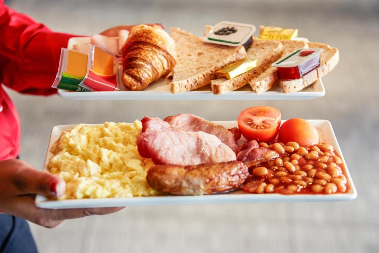Ibis London Barking Hotel Баркинг Екстериор снимка