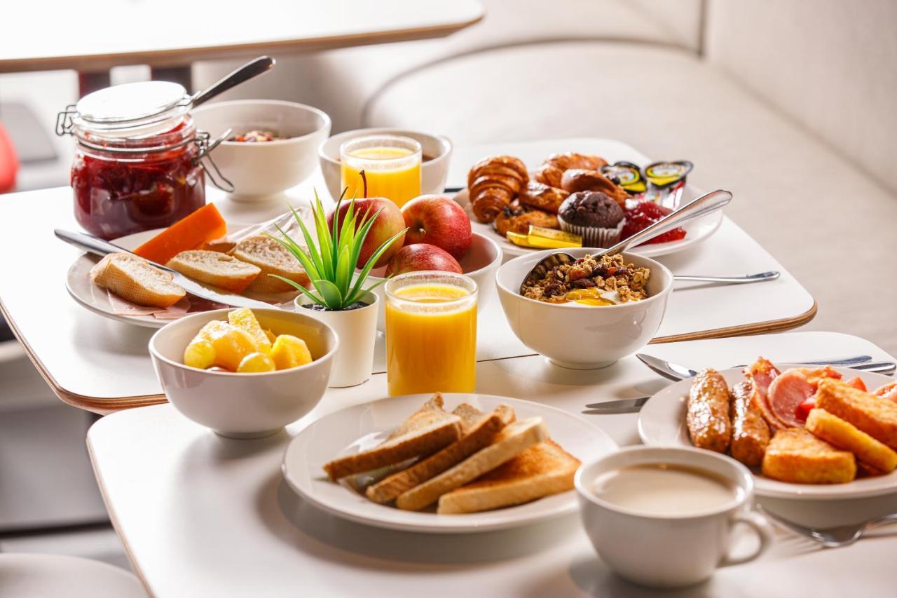 Ibis London Barking Hotel Баркинг Екстериор снимка