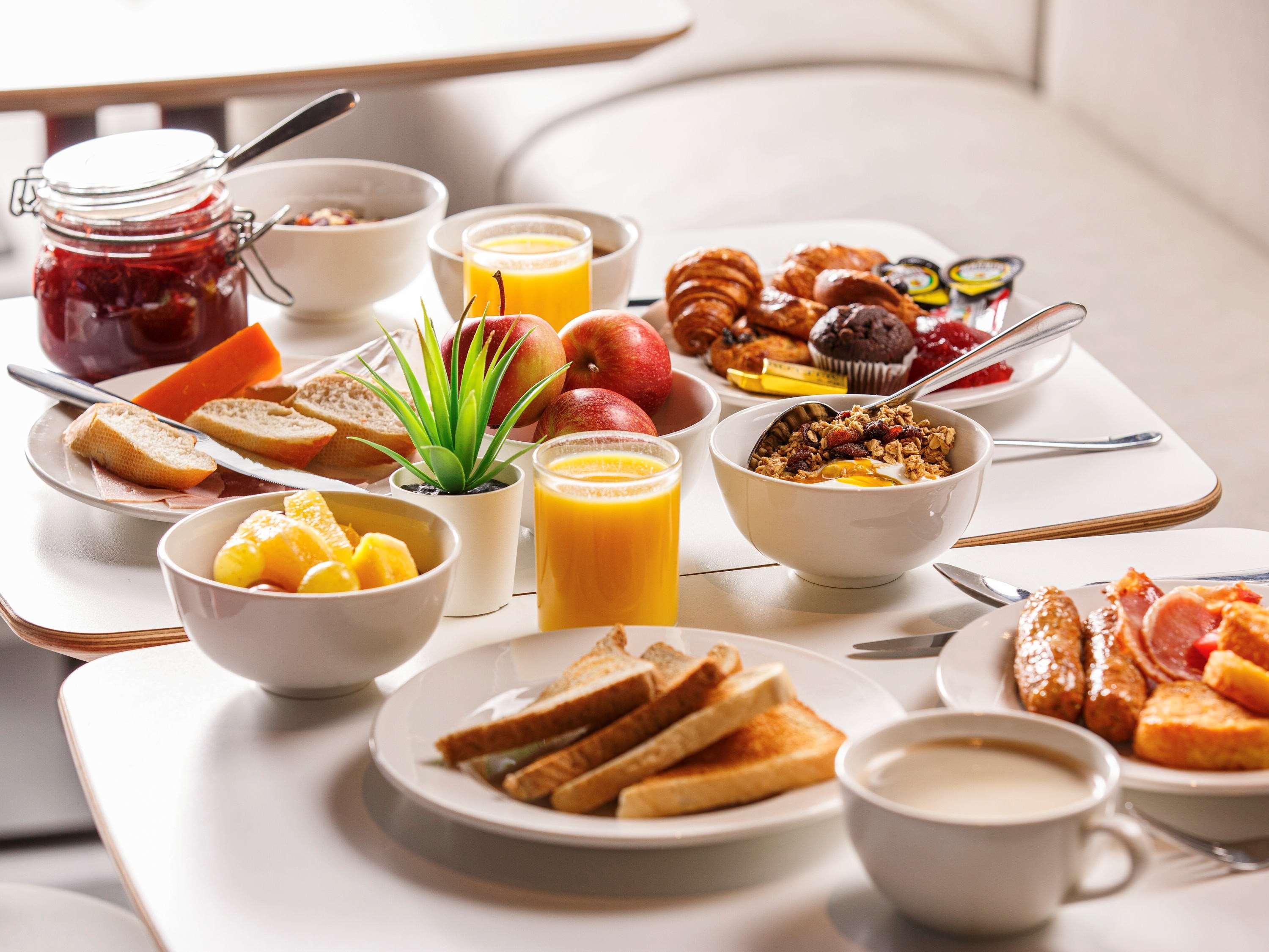 Ibis London Barking Hotel Баркинг Екстериор снимка