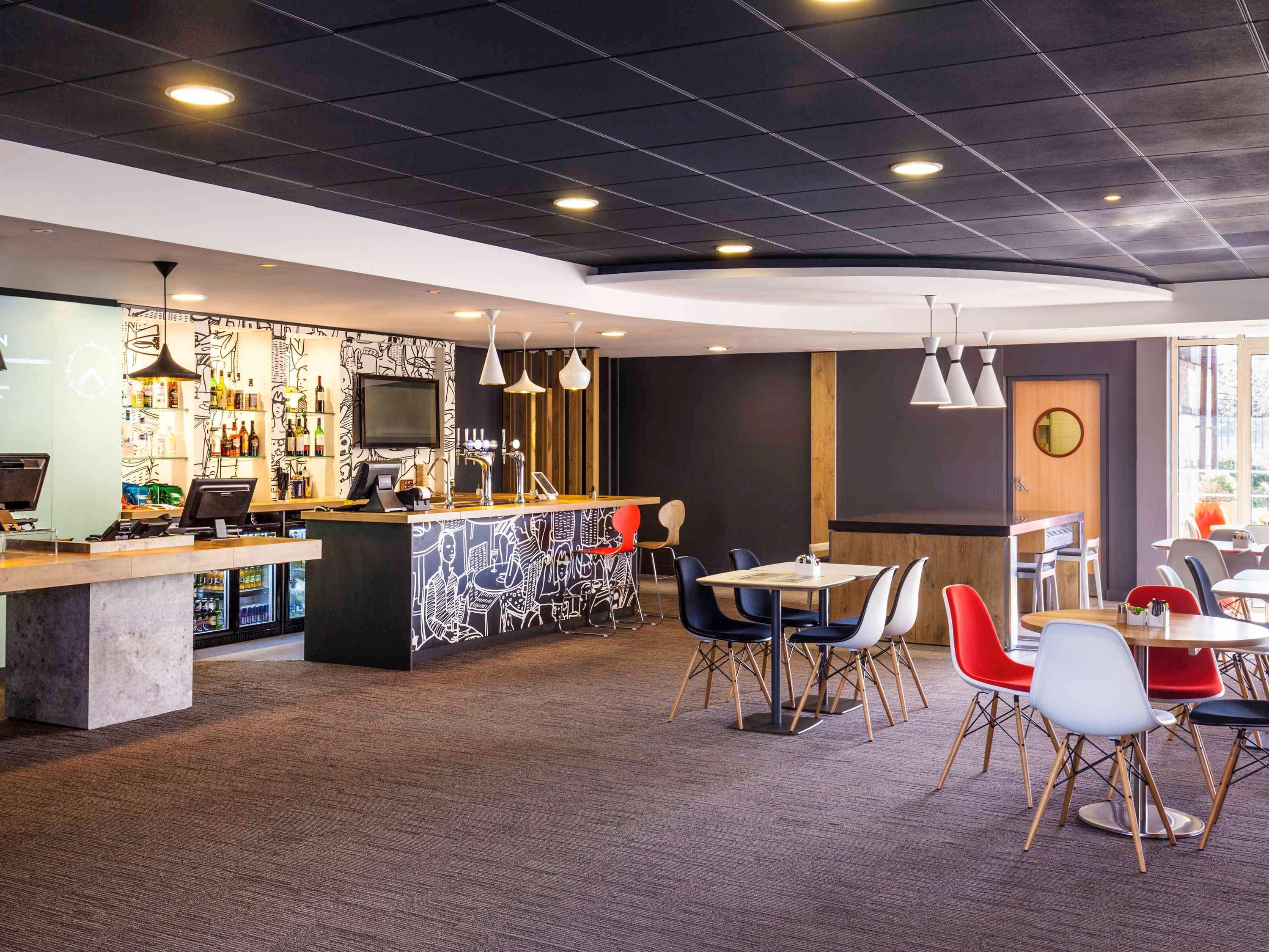Ibis London Barking Hotel Баркинг Екстериор снимка