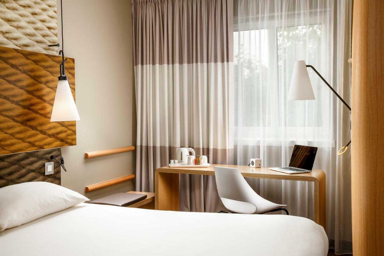Ibis London Barking Hotel Баркинг Екстериор снимка
